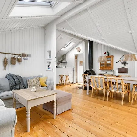Nyaraló Gitt - 140m From The Sea By Interhome Otterup