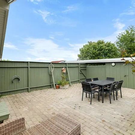 Gitt - 140m From The Sea By Interhome 度假居